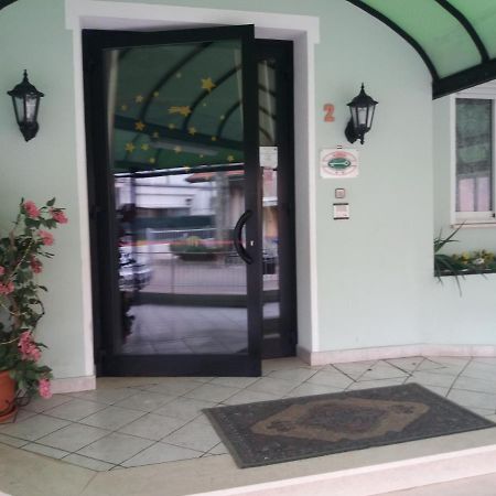 Hotel Fatima Rimini Esterno foto