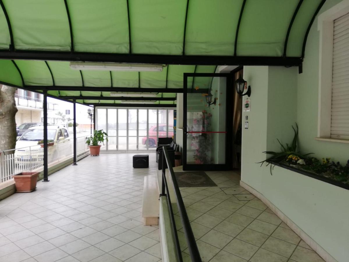 Hotel Fatima Rimini Esterno foto