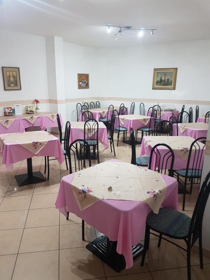 Hotel Fatima Rimini Esterno foto